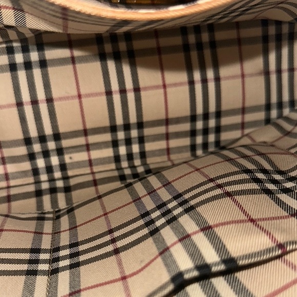 Elegant Tan Handbag - Picture 13 of 13